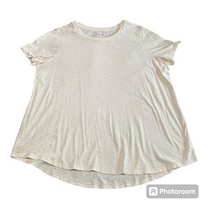 Wonderly T-shirt NWT